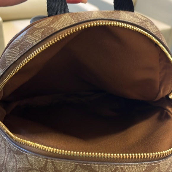 Tan Coach Backpack - Medium Size
So beautiful! - Picture 5 of 5